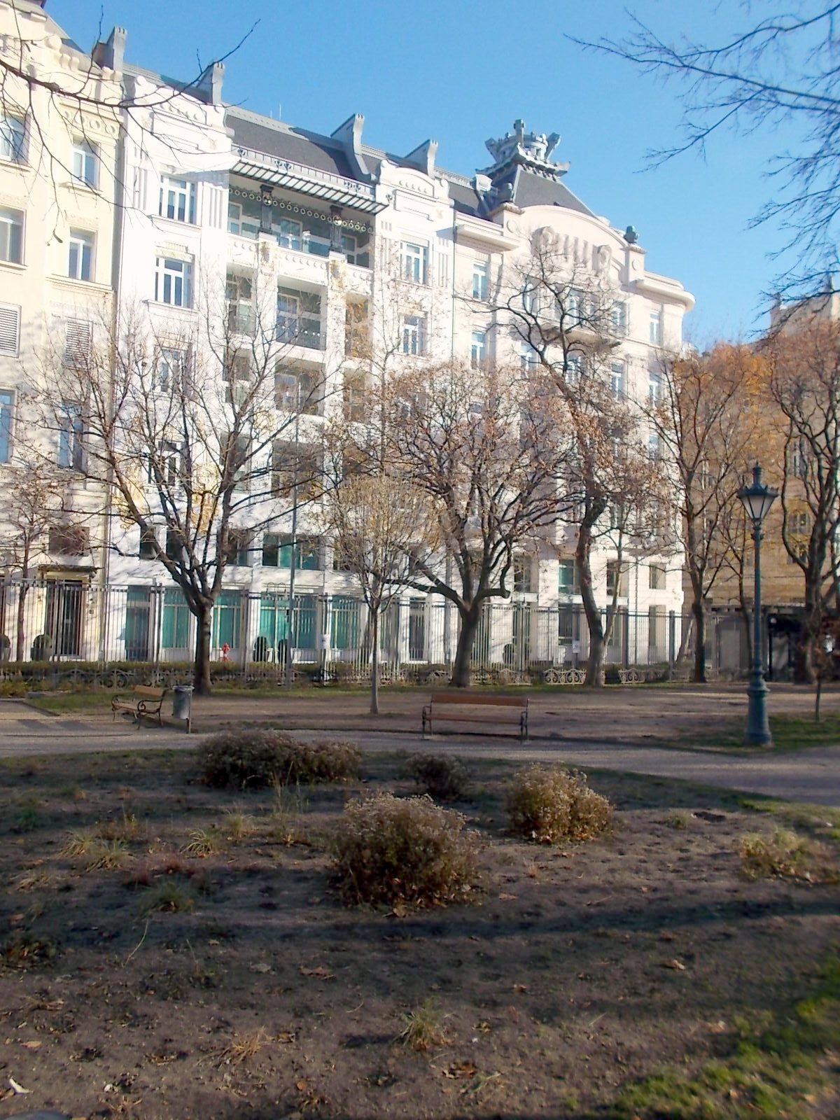 Liberty Square — the US Embassy in the quiet embassy quarter